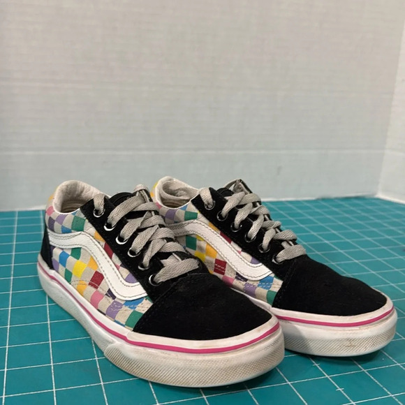 Vans Missy Old Skool Multi color Rainbow Checkered Skate Shoes US Kids Size 1 - Picture 1 of 7